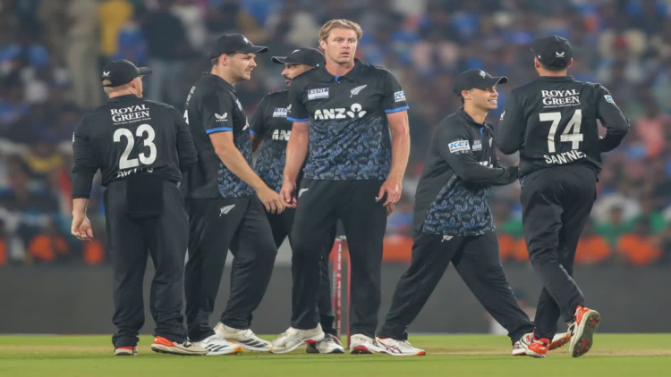 टी20 वर्ल्ड कप से पहले न्यूजीलैंड को लगा बड़ा झटका, चार वर्ल्ड कप खेलने वाला गेंदबाज हुआ बाहर