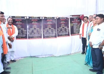 उपमुख्यमंत्री ने निर्माण कार्यों का किया भूमिपूजन और लोकार्पण,नगर पंचायत बोड़ला को 6 करोड़ के विकास कार्यों की दी सौगात