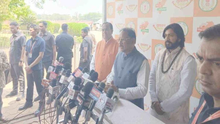 अवैध अफीम पर सख्त एक्शन, बड़े नक्सलियों के सरेंडर को CM साय ने बताया सकारात्मक संकेत