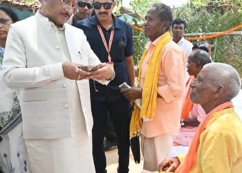 ज्ञान भारतम् अभियान के अंतर्गत बड़े कनेरा में मिलीं 150 वर्ष पुरानी दुर्लभ पांडुलिपियां