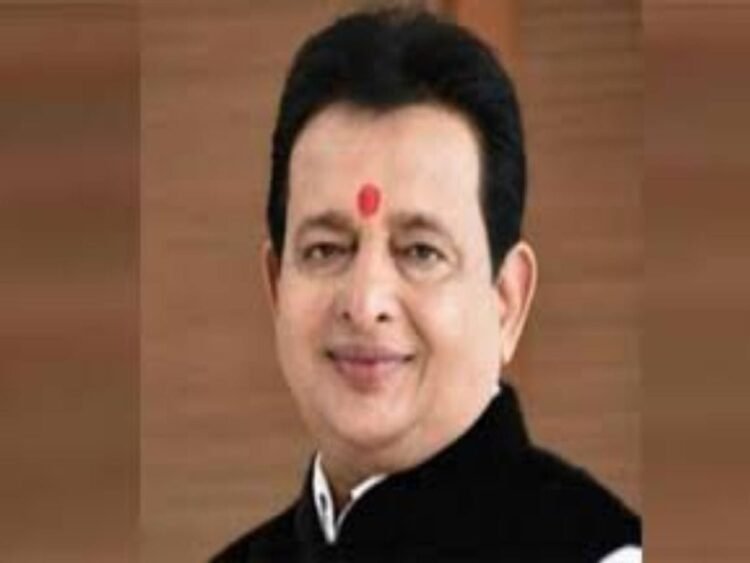 विधायक डॉ. संपत अग्रवाल ने सावन के प्रथम सोमवार पर किया भगवान भोलेनाथ का जलाभिषेक, प्रदेश की सुख-समृद्धि की मांगी मन्नत